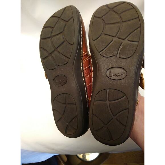 B.O.C. Women's Brown Slip-On Leather Buckle Clogs Shoes Size 6.5 M Comfort - Picture 8 of 8